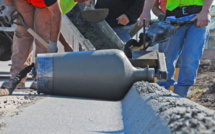 Une machine qui vous facilite le coulage du béton ? C’est une réalité aujourd’hui ! 
