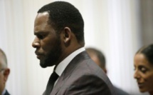 Le chanteur américain R. Kelly condamné à 30 ans de prison pour crimes sexuels