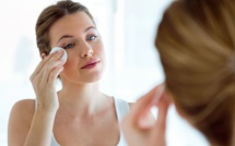Démaquillant : 5 recettes maison naturelles