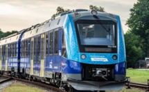 Le premier train au monde à l’hydrogène vert roule en Allemagne