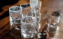 L’astuce magique pour enlever le voile blanc sur les verres blanchis