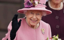 Elizabeth II : la voiture qu'elle utilisait pour se promener vendue aux enchères