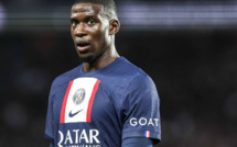 Paris SG : fin de saison pour Nordi Mukiele