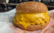 Thaïlande : Burger King lance un nouveau burger avec... vingt tranches de fromage