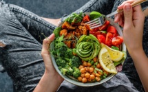 Les risques des régimes végétaliens mal planifiés : effets sur la santé à long terme