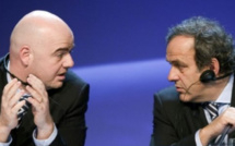 Une plainte de Platini visant Infantino transférée à la justice suisse