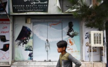 Afghanistan : fermeture en masse de salons de beauté par les talibans