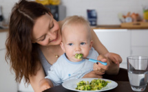 L'alimentation solide pour les bébés : Comment commencer la diversification alimentaire ?