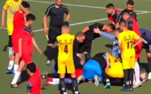 Algérie : un footballeur de 17 ans meurt après une chute en plein match