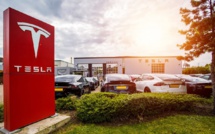 ​Tesla en difficulté : Concurrence accrue et Baisse de ventes