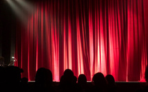 Journée mondiale du théâtre : le Maroc célèbre l’art dramatique avec un programme national ambitieux