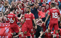 Liverpool sacré champion d’Angleterre pour la 20e fois après une démonstration contre Tottenham