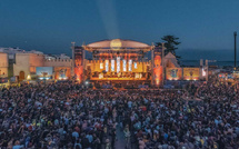 Festival Gnaoua et Musiques du Monde : 33 Maâlems et des fusions explosives