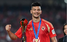 Achraf Dari reste à Al Ahly : faute d'offres convaincantes, le Marocain prolonge l'aventure