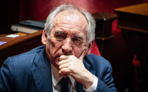 France : Le gouvernement Bayrou chute !