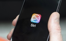 Siri dans le viseur à Paris: une enquête ouverte sur des écoutes présumées depuis 2014