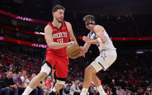 NBA : Spurs dominent Sacramento, Houston et Utah s’imposent après prolongations