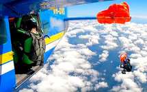 Parachute coincé à l’aile : l’incroyable histoire d’un saut en Australie