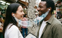 Google surmonte la barrière des langues grâce à la traduction en temps réel via des écouteurs