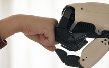 LG CLOiD : le robot qui va enfin faire vos corvées à votre place