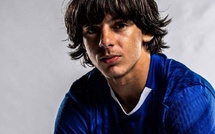 Ibrahim Rabbaj : le “Messi marocain” signe son premier contrat pro avec Chelsea et incarne l’avenir du football marocain.