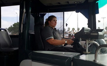 À Casablanca, des femmes au volant bousculent les codes du transport urbain