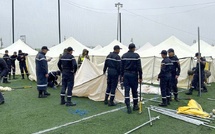 Des équipes militaires et civiles mobilisées pour venir en aide aux habitants des zones sinistrées.