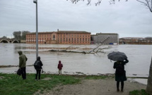 Intempéries en France : 1 mort, 1 blessé grave et 5 départements en alerte maximale