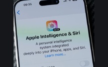 Apple retarde la nouvelle version de Siri: déploiement échelonné jusqu’à iOS 27