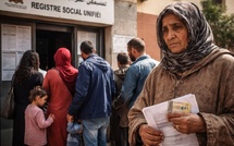 Aide sociale directe : le Registre social unifié laisse-t-il des familles vulnérables sur le bord du chemin ?