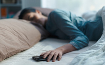 Votre smartphone sabote-t-il votre repos sans que vous ne le sentiez ?