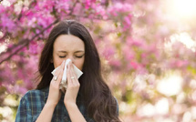 Peut-on devenir allergique au pollen à l’âge adulte ?