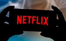 Netflix secoué : le départ du cofondateur fait chuter l’action en Bourse