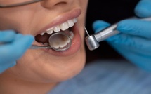 L’exercice illégal des soins dentaires inquiète au Maroc : l’ONMD tire la sonnette d’alarme