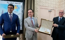 Rabat désignée Capitale mondiale du livre 2026 : un timbre-poste commémoratif dévoilé par Barid Al-Maghrib