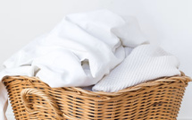 Linge blanc jauni ? Le secret pour sauver le sauver sans une goutte de javel