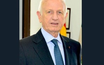 André Azoulay reçoit le Prix Boutros Boutros‑Ghali de la Paix du Forum de Crans Montana
