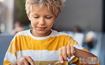 Les enfants qui ne mangent pas de viande sont-ils en moins bonne santé ?