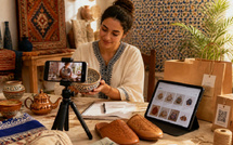 Du souk à l’écran : l’artisanat marocain face au défi digital