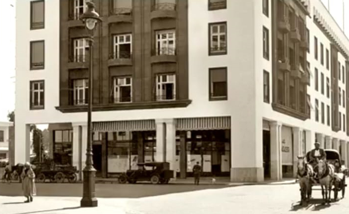 Ville- Lumière Ville- Lumière